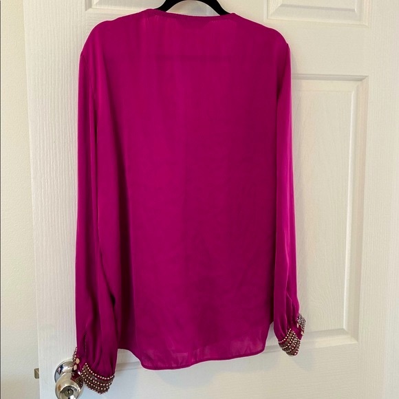 ✨Host Pick✨Silk Wrist Detailed 80’s Style Blouse - Picture 5 of 17